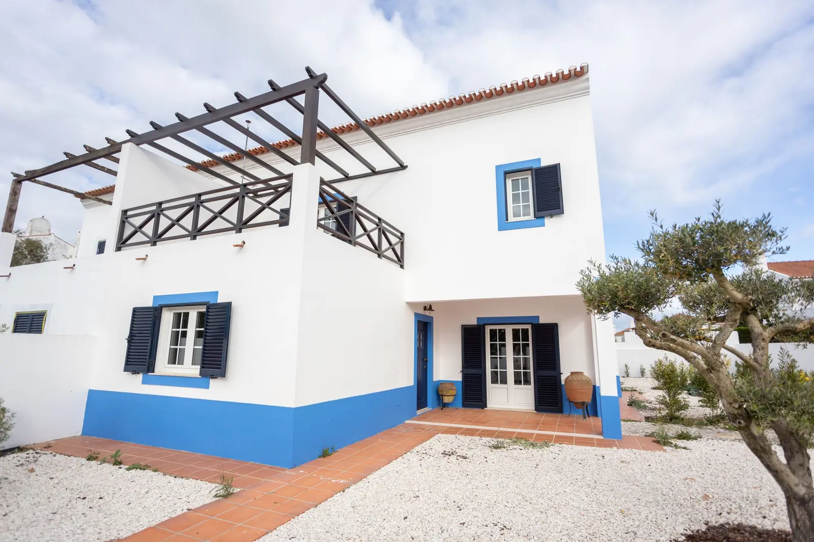 House — 4 ch. — Santo Estevão Bnv