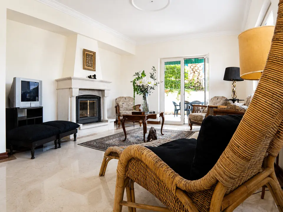 Apartment — 2 ch. — Estoril