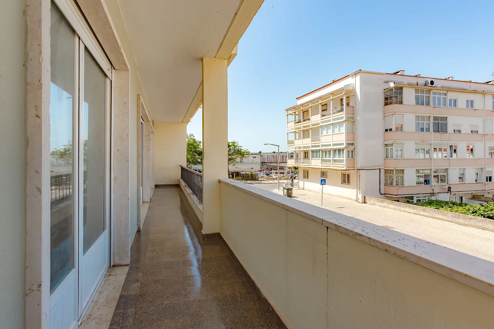 Apartment — 3 ch. — Carcavelos