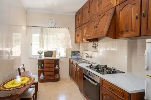 Apartment — 2 ch. — Almada