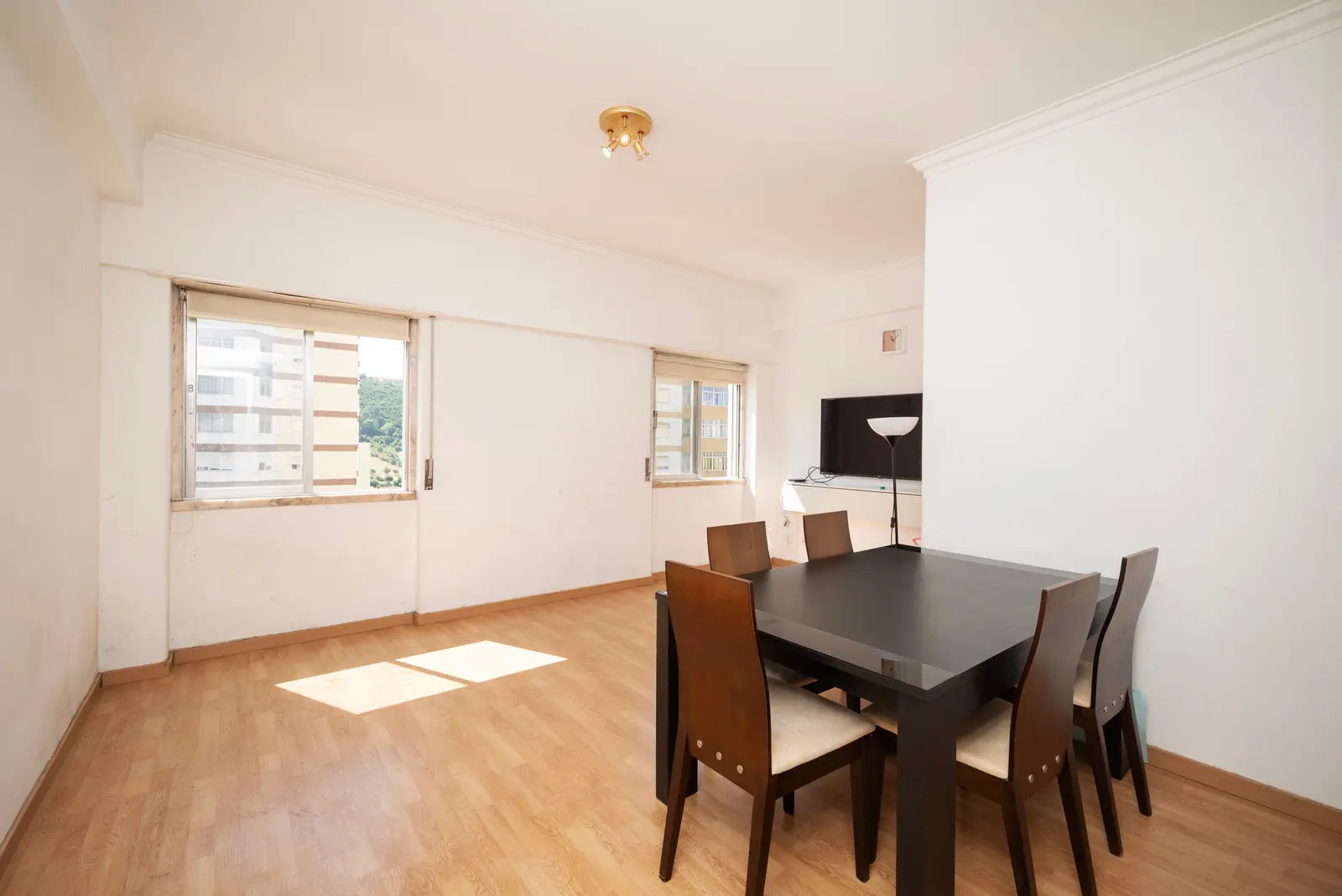 Apartment — 3 ch. — Póvoa De Santo Adrião