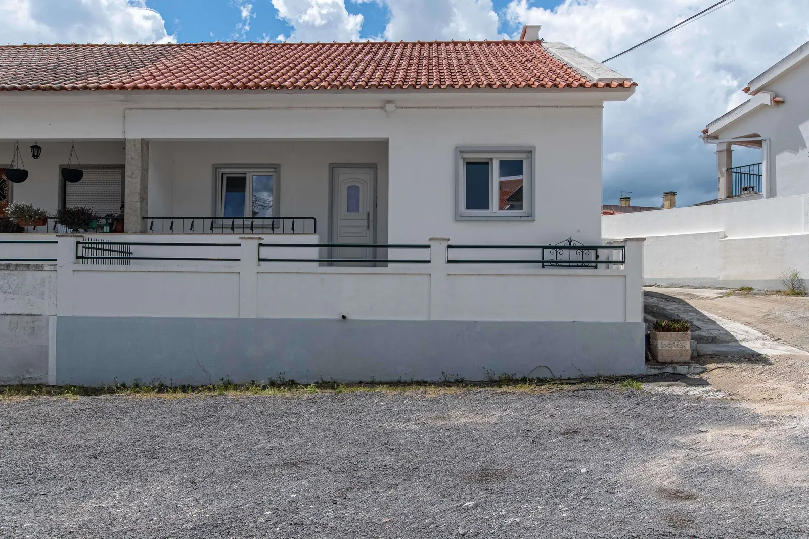 House — 2 ch. — Carregado