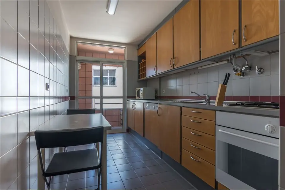 Apartment — Santa Engrácia