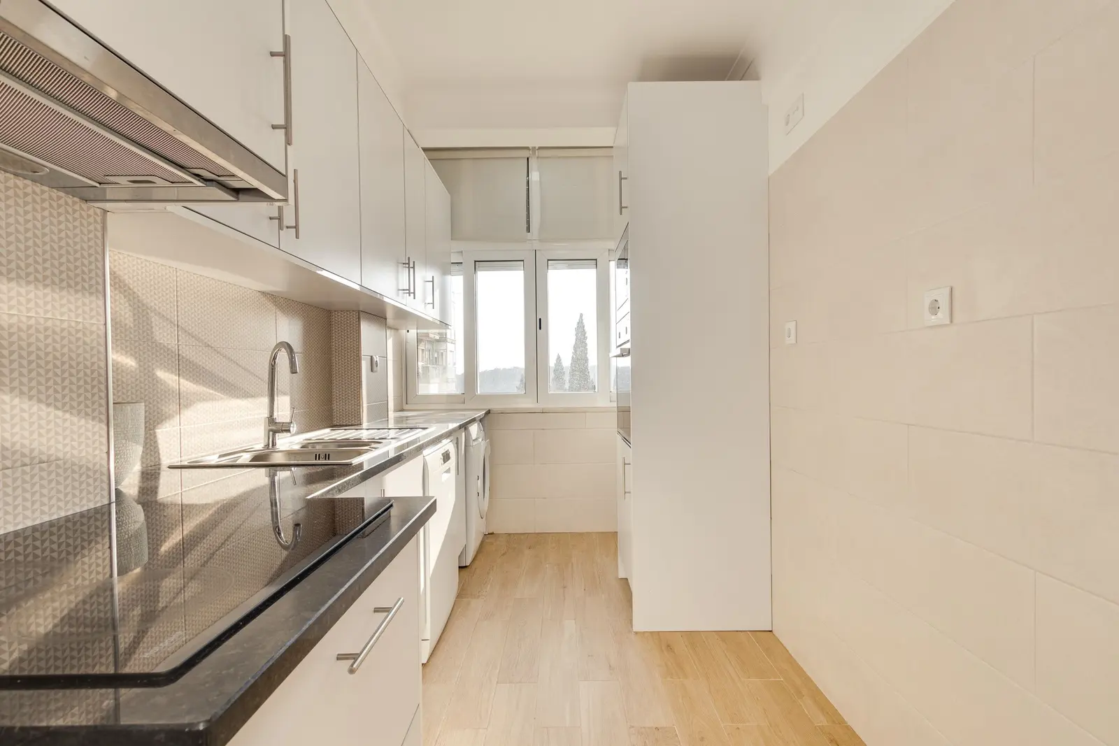 Apartment — 2 ch. — Amoreiras