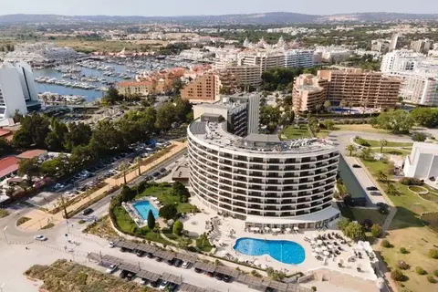Apartment — 1 ch. — Quarteira