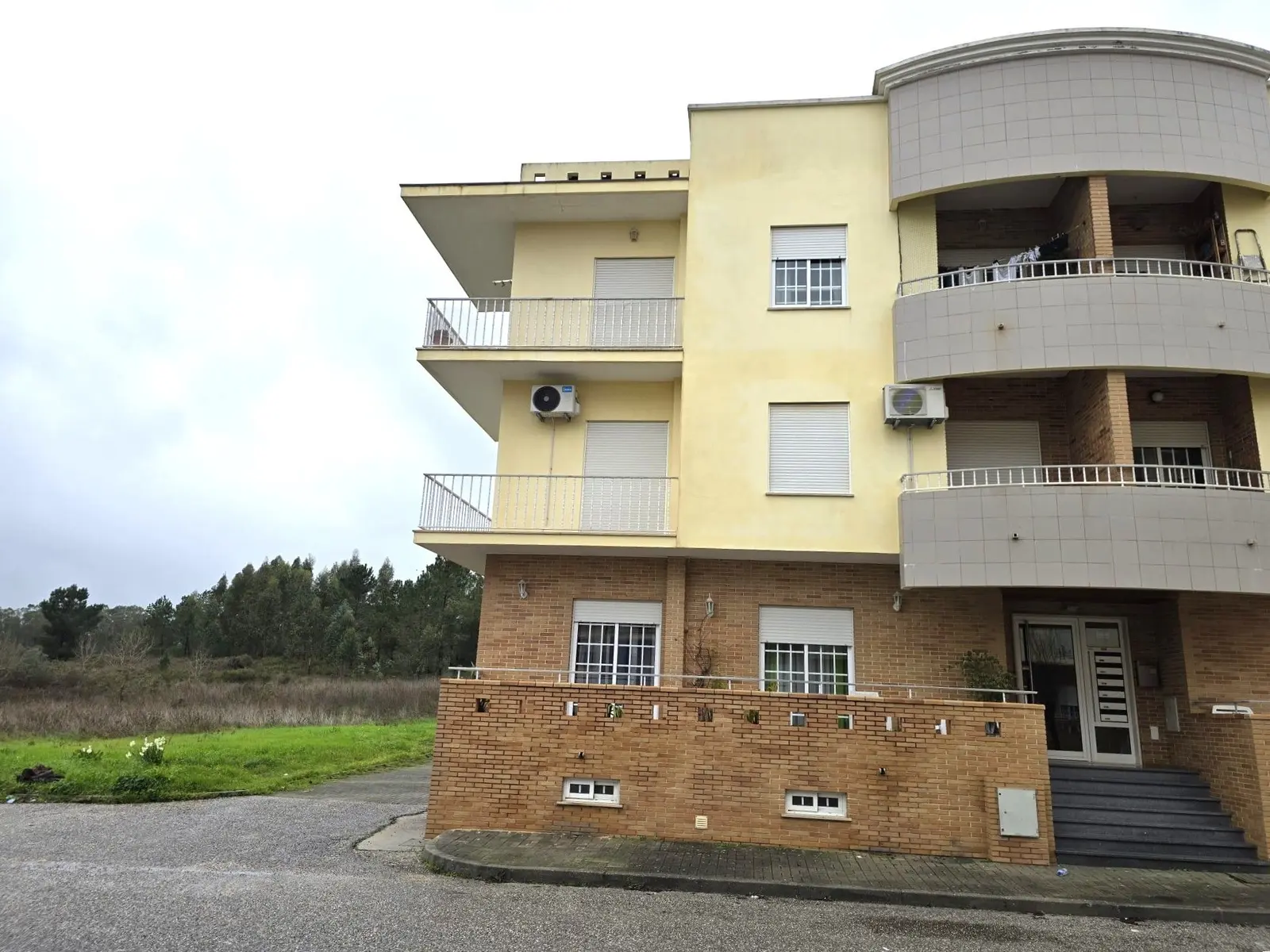 Apartment — 3 ch. — Riachos
