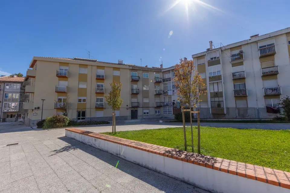 Apartment — 2 ch. — Carnaxide
